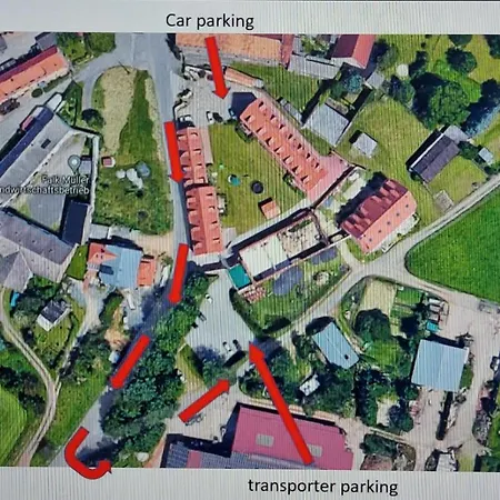 Wohlfuhlwohnung Zum Entspannen In Ruhiger, Aber Verkehrsgunstiger Lage Am Stadtrand Von Dresden *